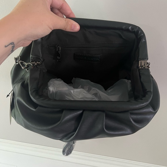 🖤NWT Badgley Mischka Crossbody / Clutch - Picture 4 of 7